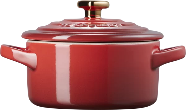 Le Creuset Mini Cocotte Mit Herzknopf In Kirschrot 3